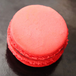 Macaron al lampone