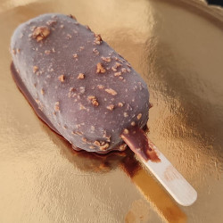 Maxi Stecco alla nocciola